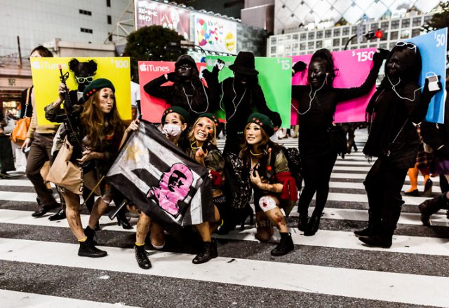 ハロウィン　出会い　街