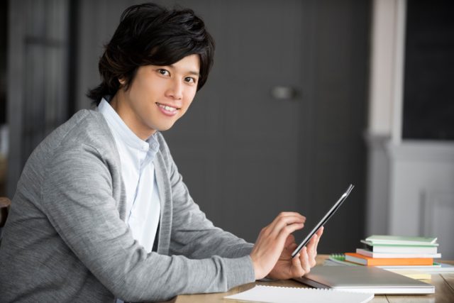 ペアーズ　男性　写真 ランキング