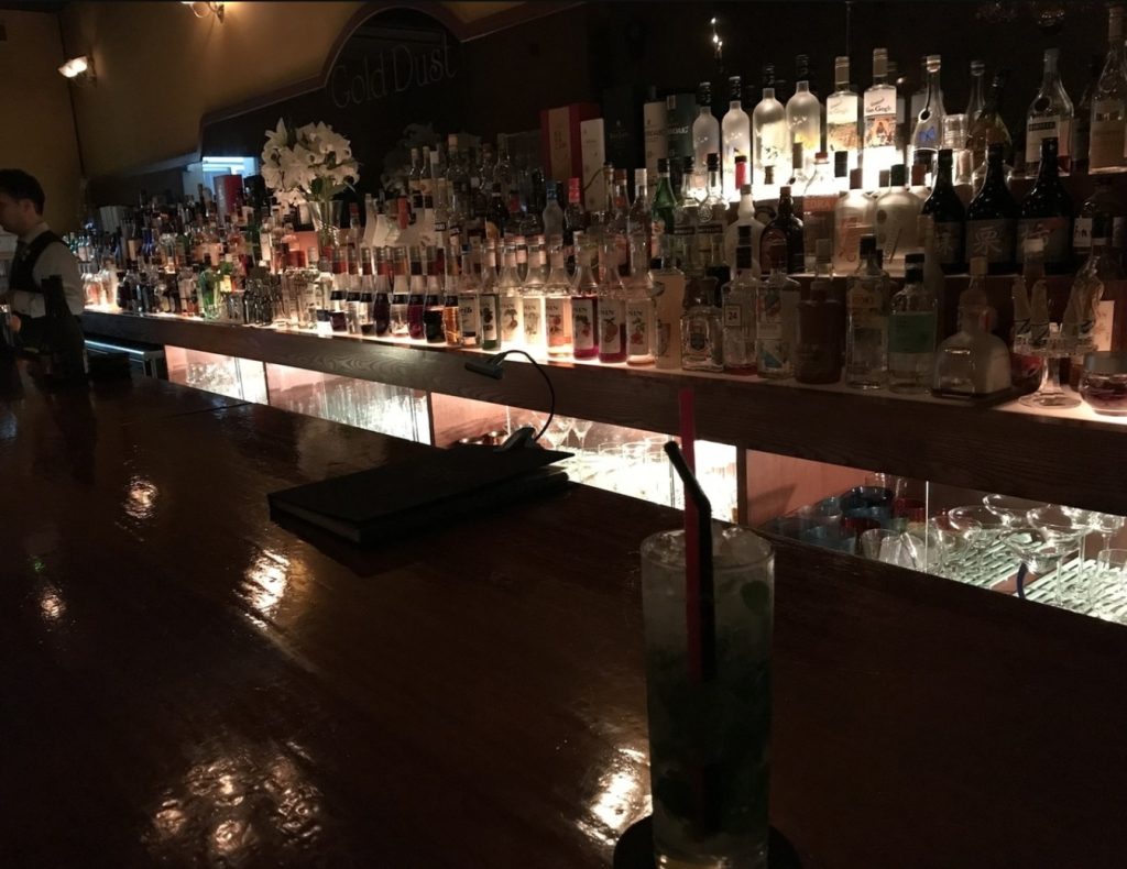 BAR Gold Dust(バー ゴールドダスト)(美栄橋駅)